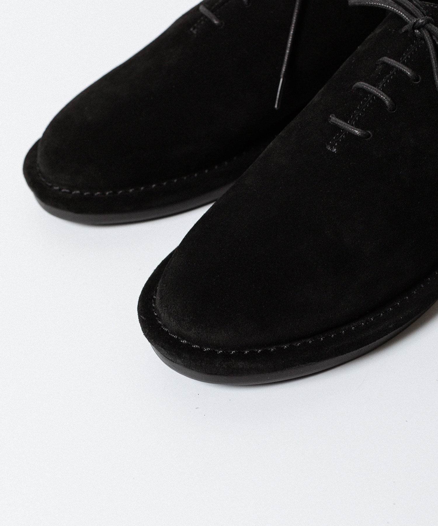 ATTACHMENT アタッチメントのCOW LEATHER SUEDE BABOUCHE - BLACKの公式通販サイトsession福岡セレクトショップ