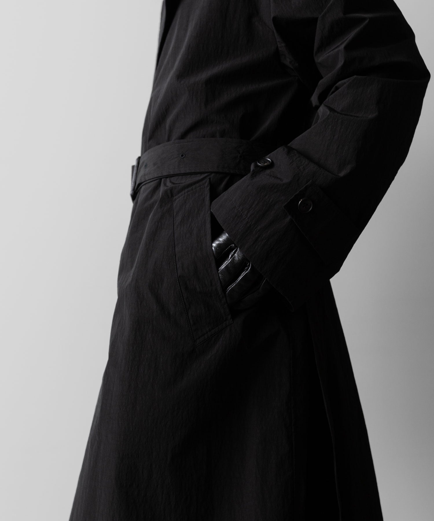 ssstein(シュタイン)のWINDPROOF NYLON DOUBLE BREASTED COAT - BLACK 公式通販サイトsession福岡セレクトショップ