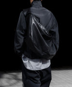画像をギャラリービューアに読み込む, ssstein(シュタイン)のSHIRRING HANDLE LEATHER SHOULDER BAG - BLACKの公式通販サイトsession福岡セレクトショップ
