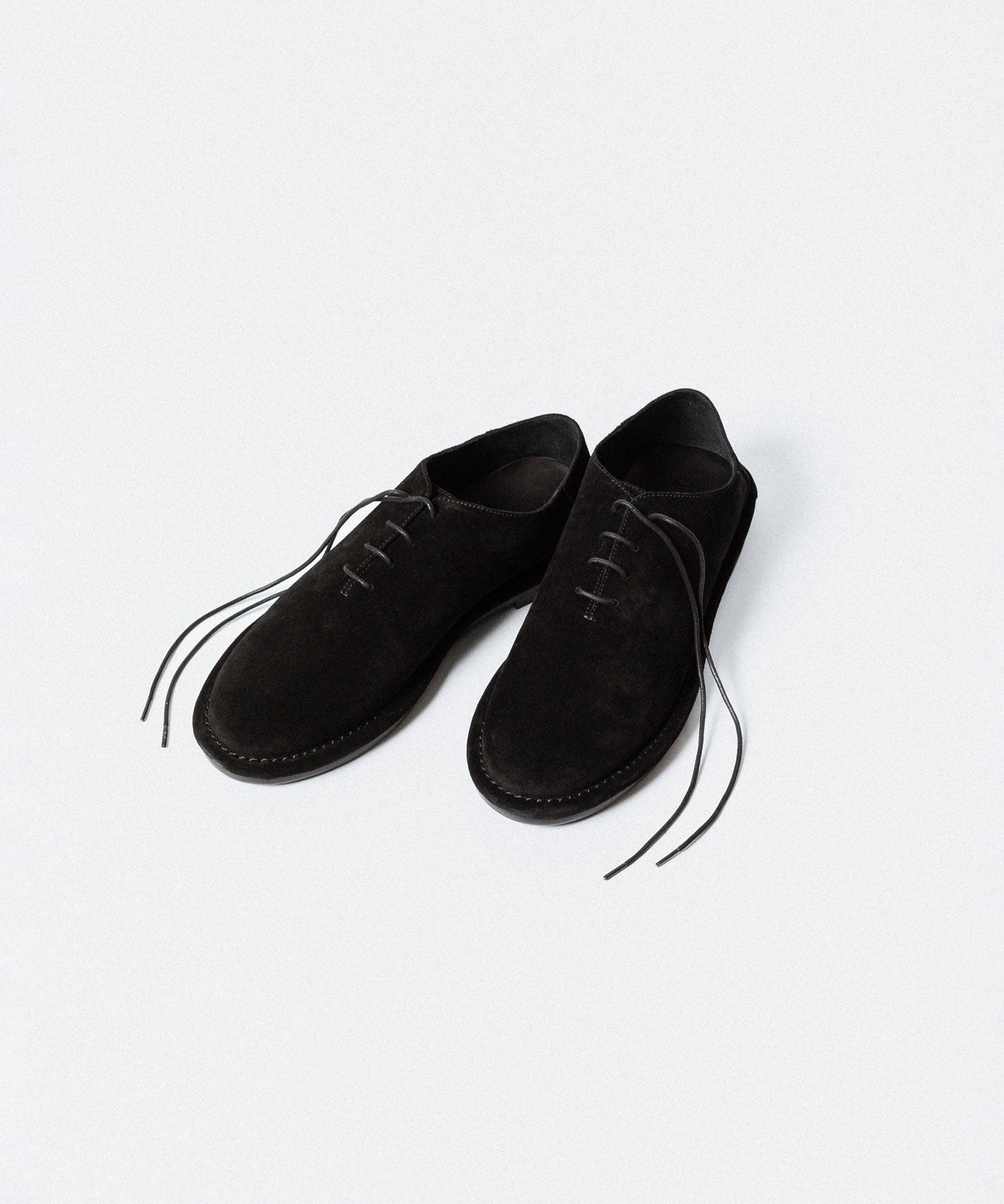 ATTACHMENT アタッチメントのCOW LEATHER SUEDE BABOUCHE - BLACKの公式通販サイトsession福岡セレクトショップ