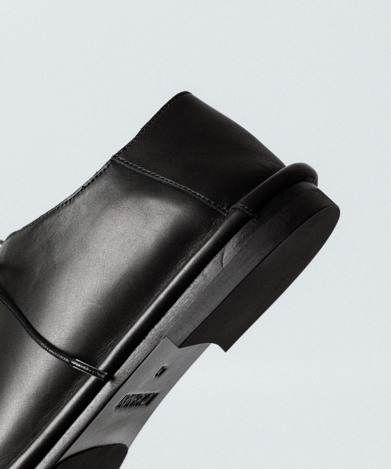 ATTACHMENT アタッチメントのCOW LEATHER BABOUCHE - BLACKの公式通販サイトsession福岡セレクトショップ