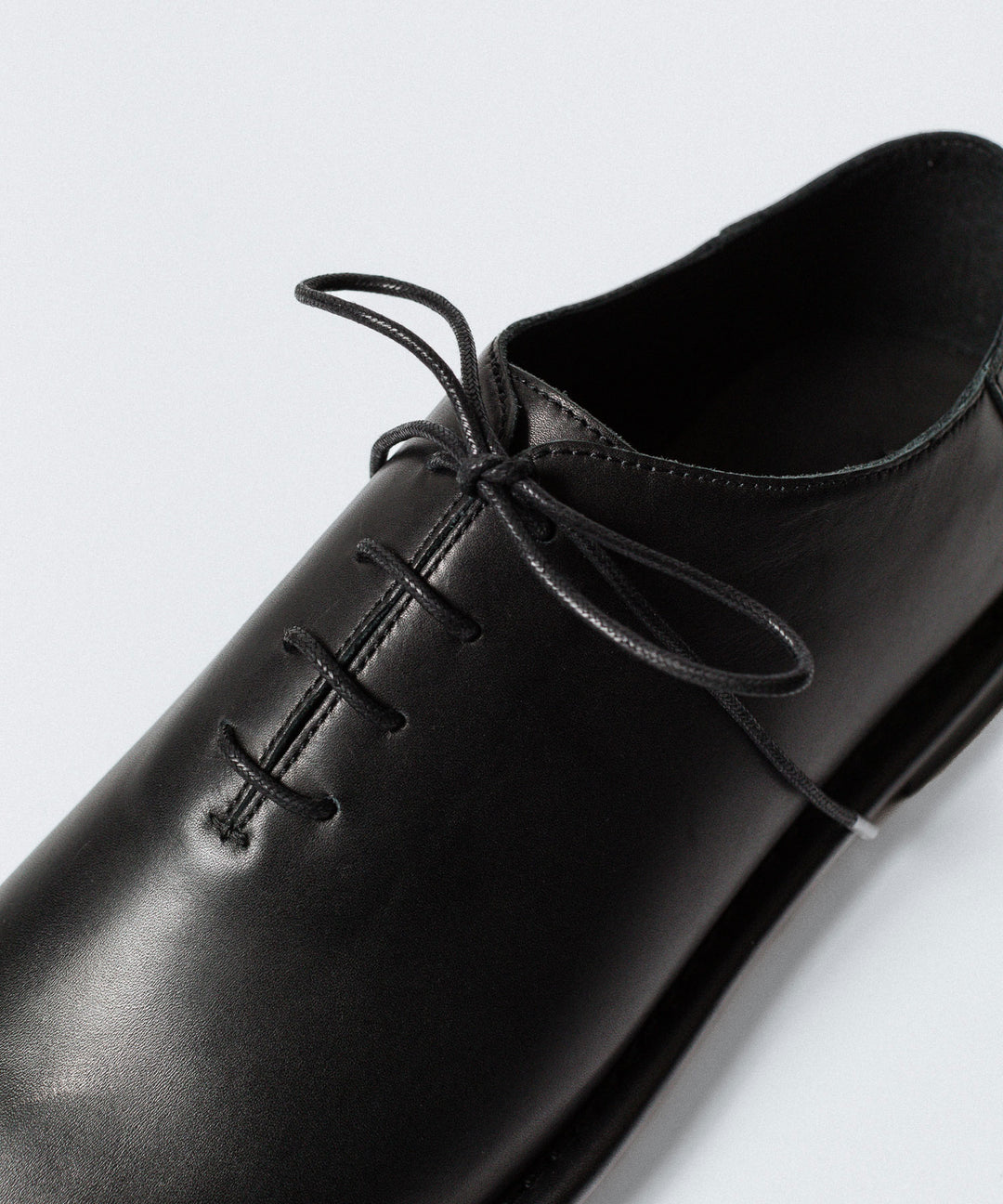 ATTACHMENT アタッチメントのCOW LEATHER BABOUCHE - BLACKの公式通販サイトsession福岡セレクトショップ