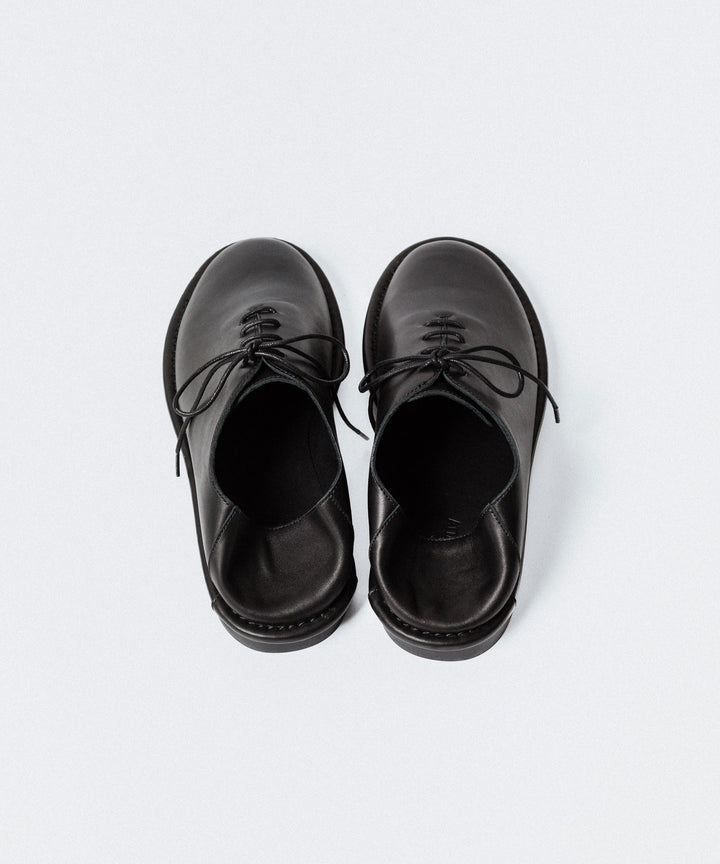 ATTACHMENT アタッチメントのCOW LEATHER BABOUCHE - BLACKの公式通販サイトsession福岡セレクトショップ
