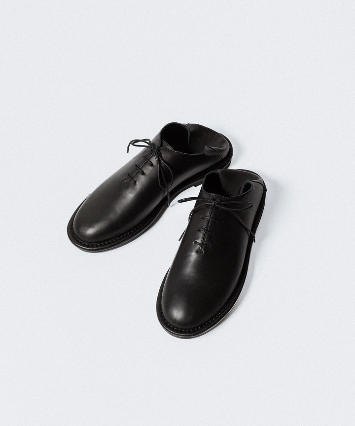 ATTACHMENT アタッチメントのCOW LEATHER BABOUCHE - BLACKの公式通販サイトsession福岡セレクトショップ