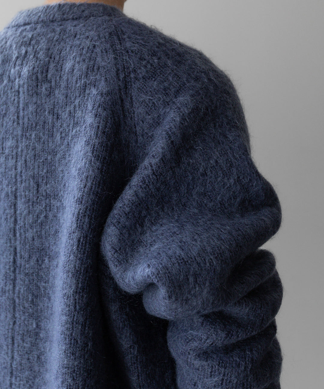 stein(シュタイン)の23AWコレクションKID MOHAIR KNIT CARDIGANのBLUE GREY