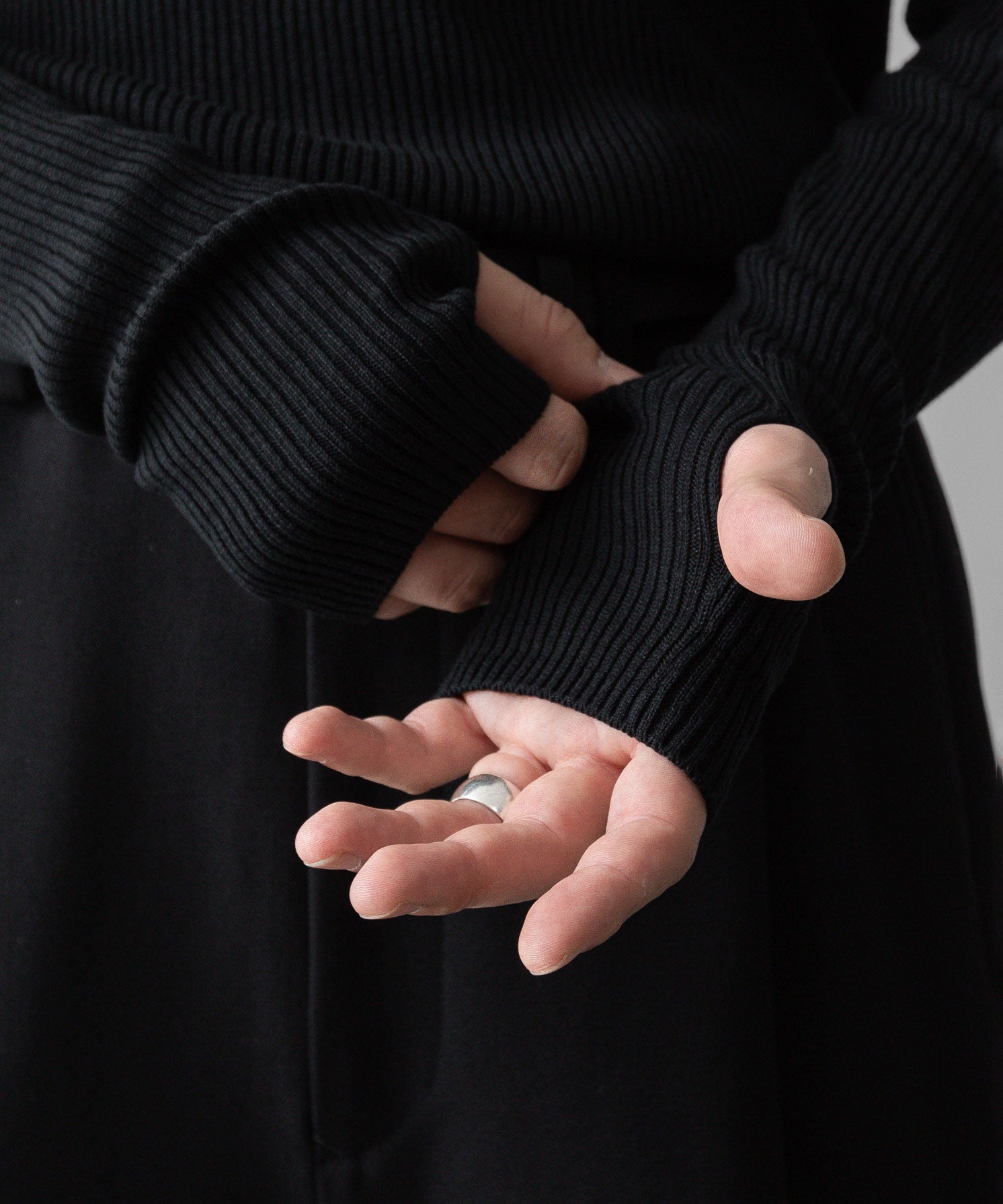 SUBLATIONS サブレーションズのTURTLENECK RIB KNIT - BLACKの公式通販サイトsession福岡セレクトショップ