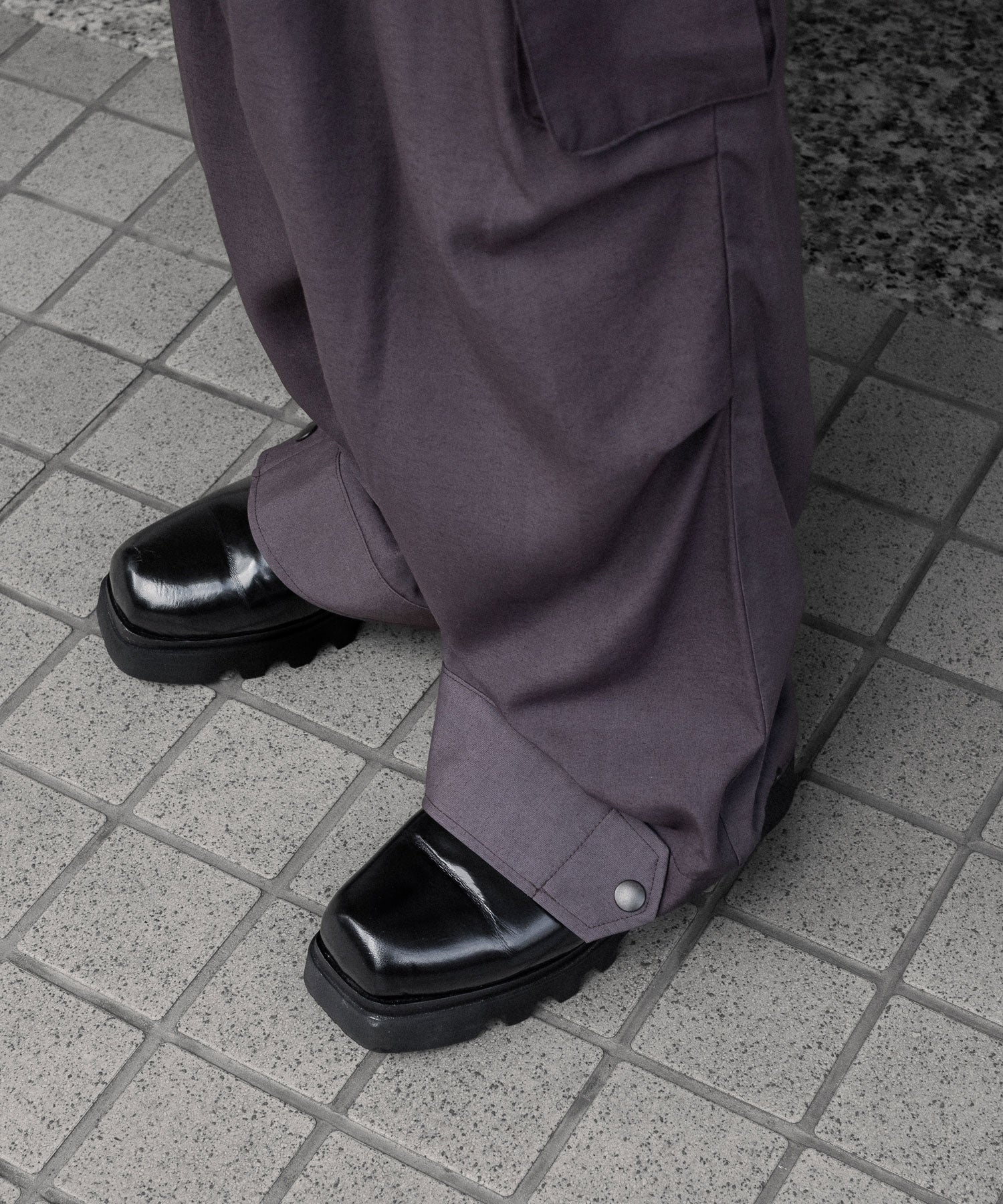 【ANTHEM A】PIGMENT AND DYE NO-BRAINER CARGO PANTS - DUSTY BROWN