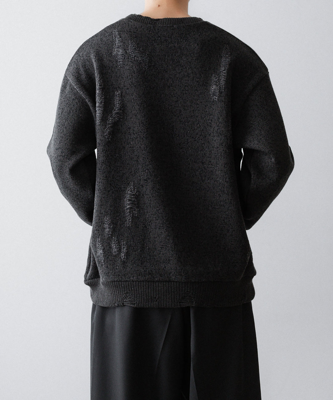 SUBLATIONS サブレーションズの26SSのANIMAL JACQUARD V-NECK KNIの公式通販サイトsession福岡セレクトショップ
