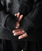 画像をギャラリービューアに読み込む, SUBLATIONS サブレーションズの26SSのANIMAL JACQUARD V-NECK KNIの公式通販サイトsession福岡セレクトショップ
