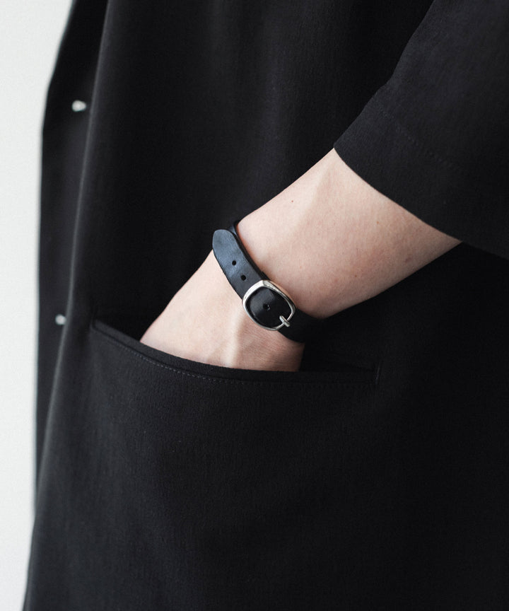 ATTACHMENT アタッチメントのCOW LEATHER BRACELET - BLACKの公式通販サイトsession福岡セレクトショップ