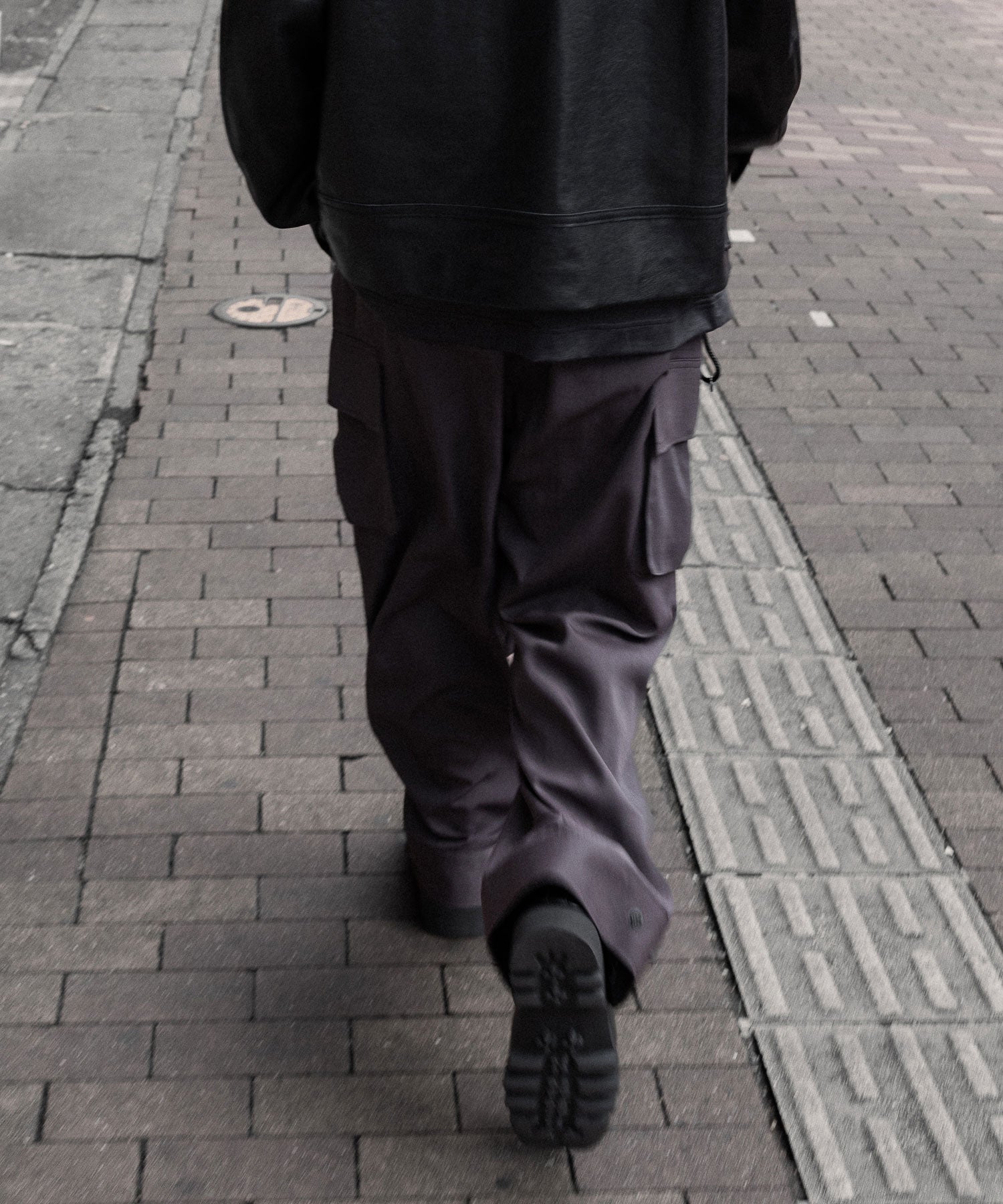 【ANTHEM A】PIGMENT AND DYE NO-BRAINER CARGO PANTS - DUSTY BROWN