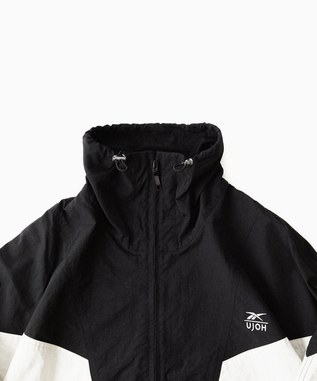 UJOH((ウジョー)×Reebok(リーボック)のZIP STAND COLLAR BLOUSON - BLACKの公式通販サイトsession福岡セレクトショップ