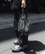 画像をギャラリービューアに読み込む, ATTACHMENT / EXCLUSIVE ITEMアタッチメントのSYNTHETIC LEATHER SMALL BUCKET BAG - GRAYの公式通販サイトsession福岡セレクトショップ

