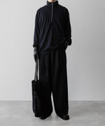 画像をギャラリービューアに読み込む, 【INTÉRIM】EXTRA FINE MERINO WOOL JERSEY HIGH NECK HALF ZIP - D.NAVY
