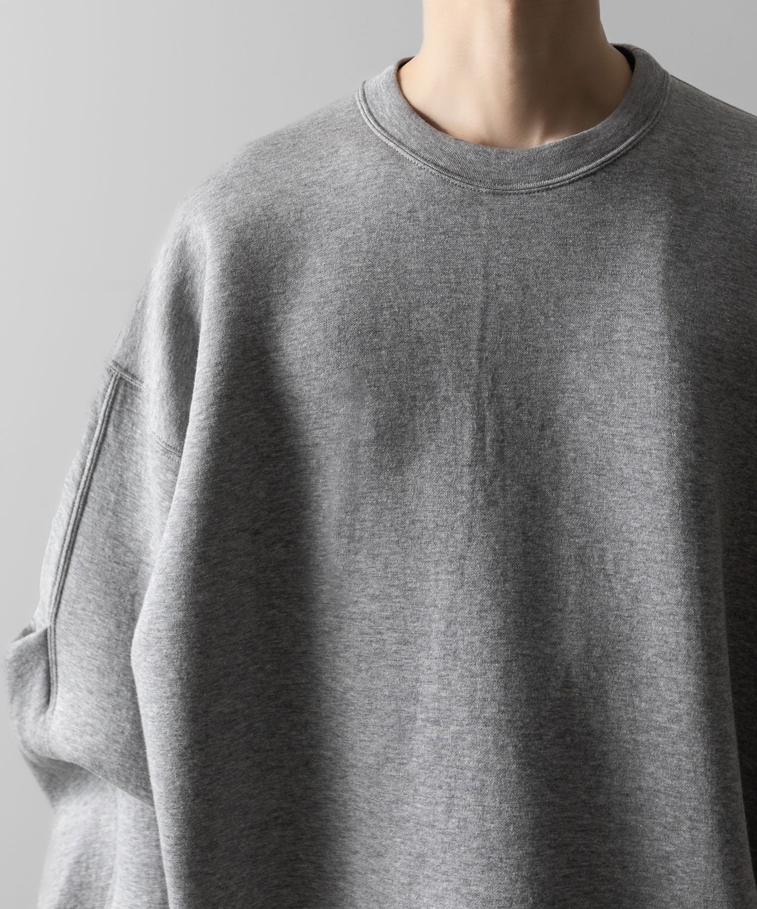 ssstein(シュタイン)のCOTTON DOUBLE KNIT TUCKED CREW NECK LS - TOP GREYの公式通販サイトsession福岡セレクトショップ