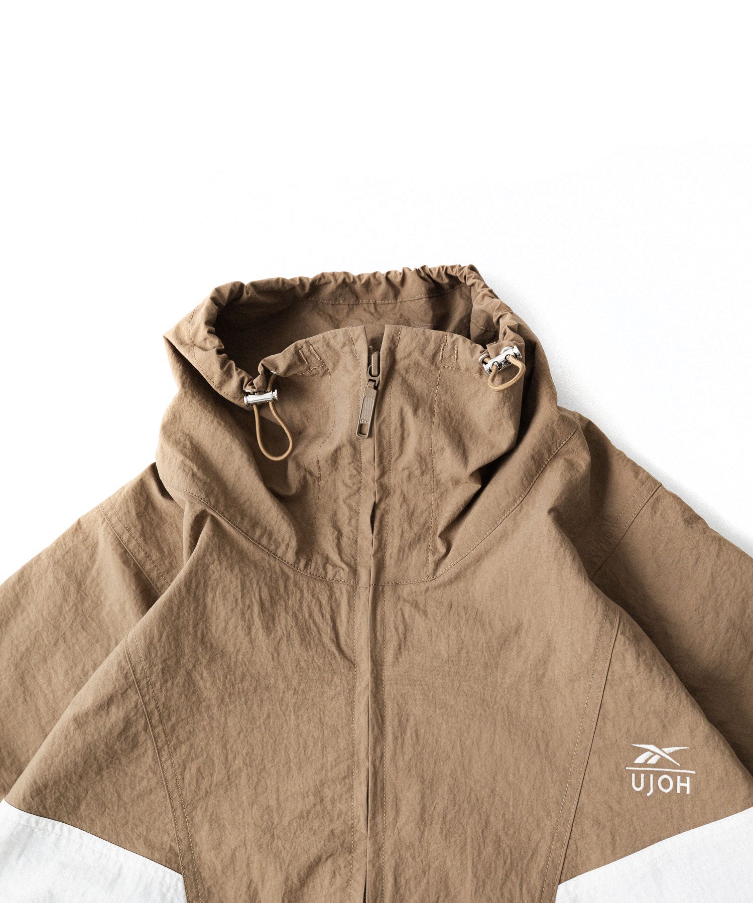 【タイムセール】 UJOH コルビジェジャケット UJOH×Reebok】ZIP STAND COLLAR BLOUSON - BEIGE | 公式通販サイト