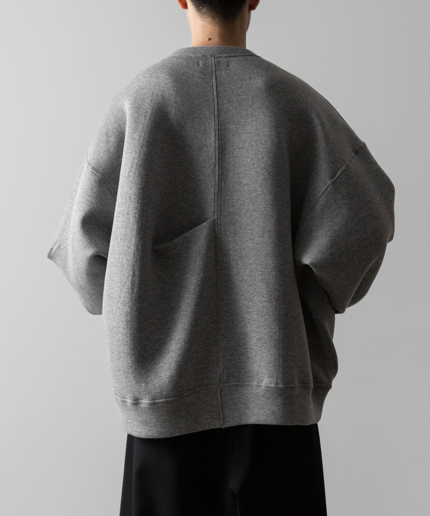 ssstein(シュタイン)のCOTTON DOUBLE KNIT TUCKED CREW NECK LS - TOP GREYの公式通販サイトsession福岡セレクトショップ