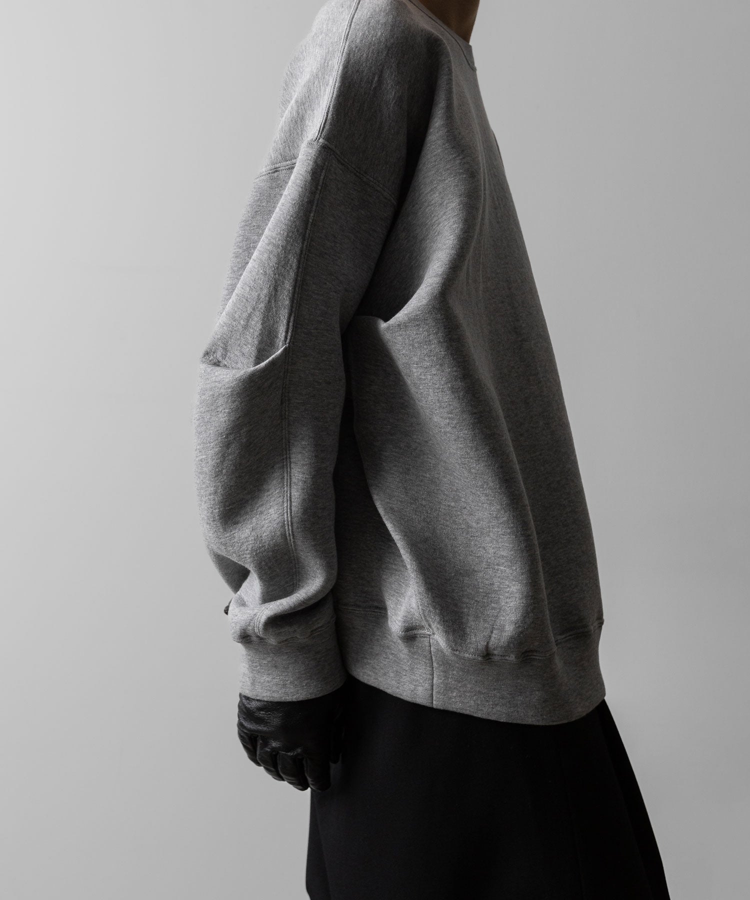 ssstein(シュタイン)のCOTTON DOUBLE KNIT TUCKED CREW NECK LS - TOP GREYの公式通販サイトsession福岡セレクトショップ