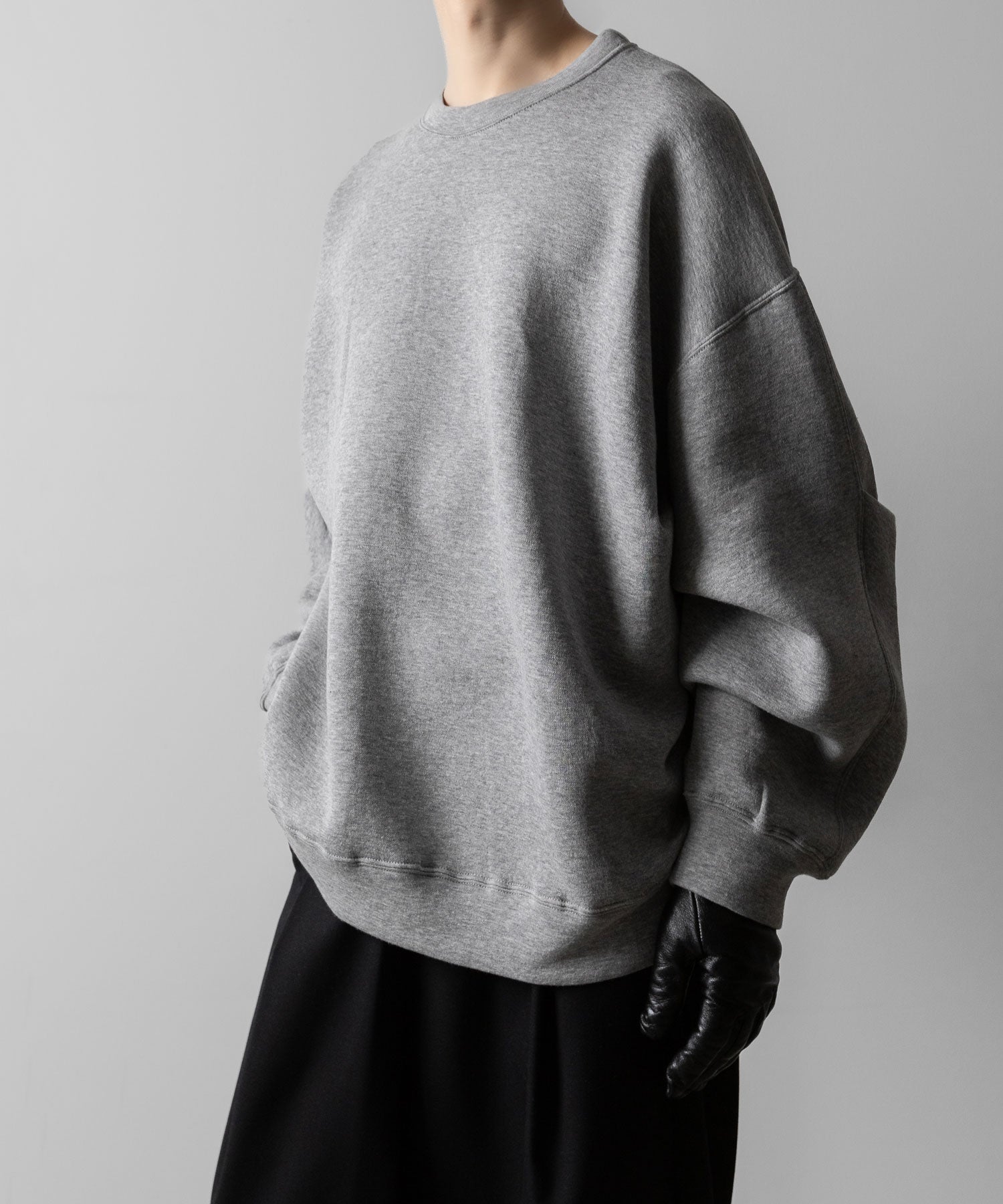 ssstein(シュタイン)のCOTTON DOUBLE KNIT TUCKED CREW NECK LS - TOP GREYの公式通販サイトsession福岡セレクトショップ