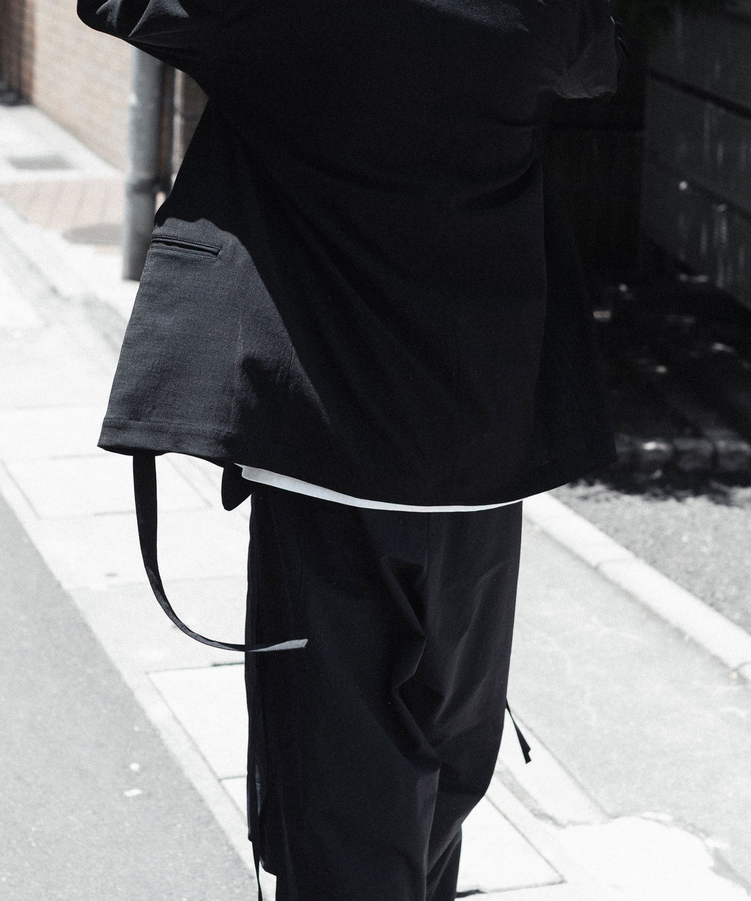UJOH((ウジョー)の2BS TRIM BELT JKT - BLACKの公式通販サイトsession福岡セレクトショップ