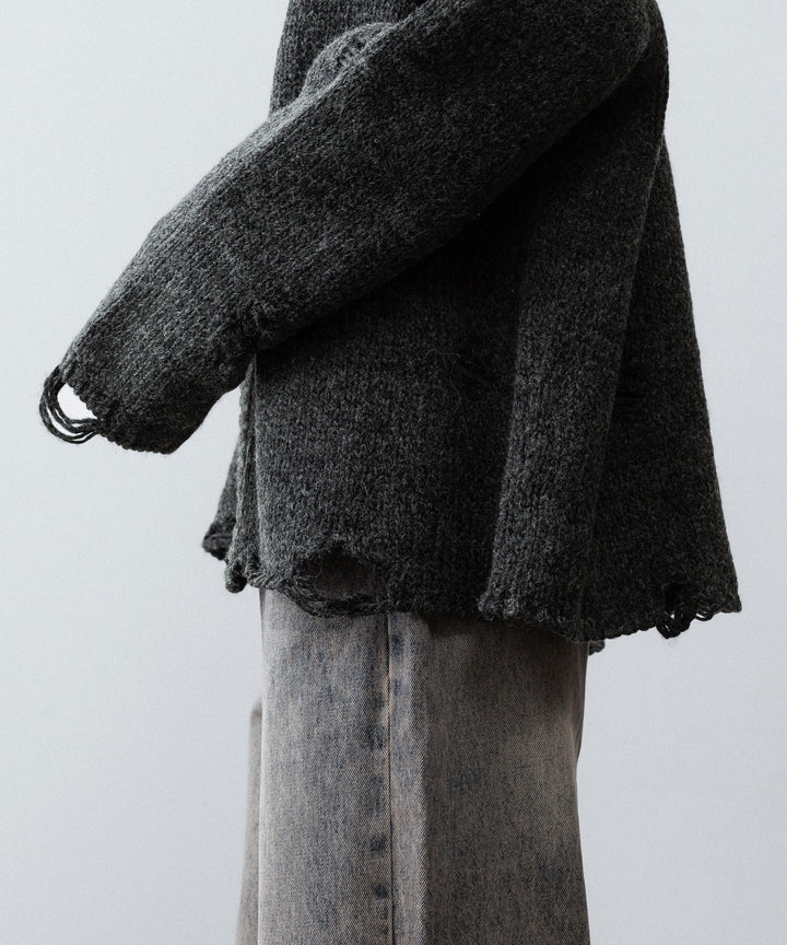 【CODA】DARK GREY 90S ROUND NECK THRASHED CARDIGAN - DARK GREY