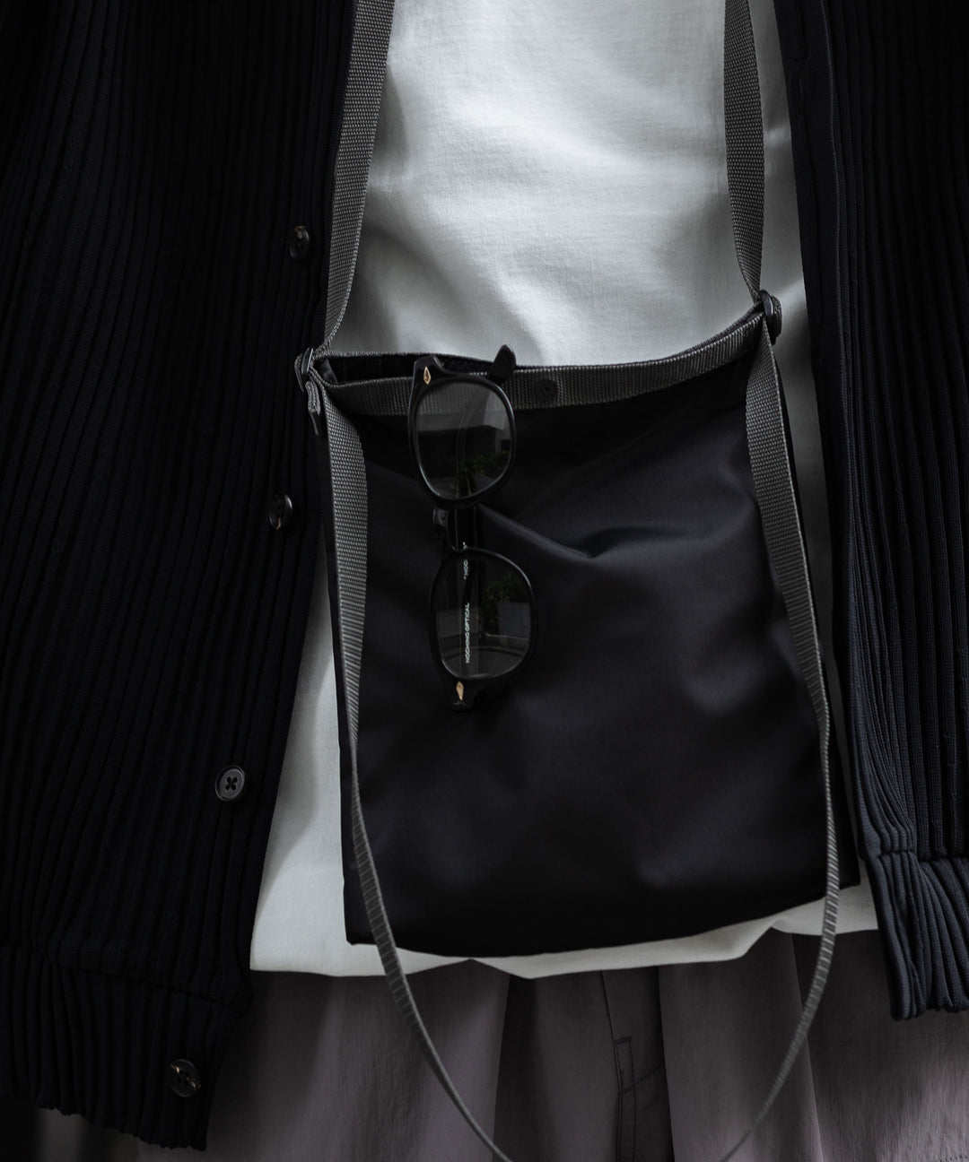 【KaILI/カイリ】2024 SSコレクション　ONE STROKE BAG MINI - BLACK公式通販サイトsession福岡セレクトショップ