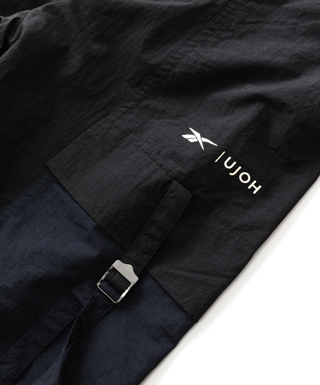 UJOH((ウジョー)×Reebok(リーボック)のWIDE FLARE CARGO PNTのBLACK公式通販サイトsession福岡セレクトショップ