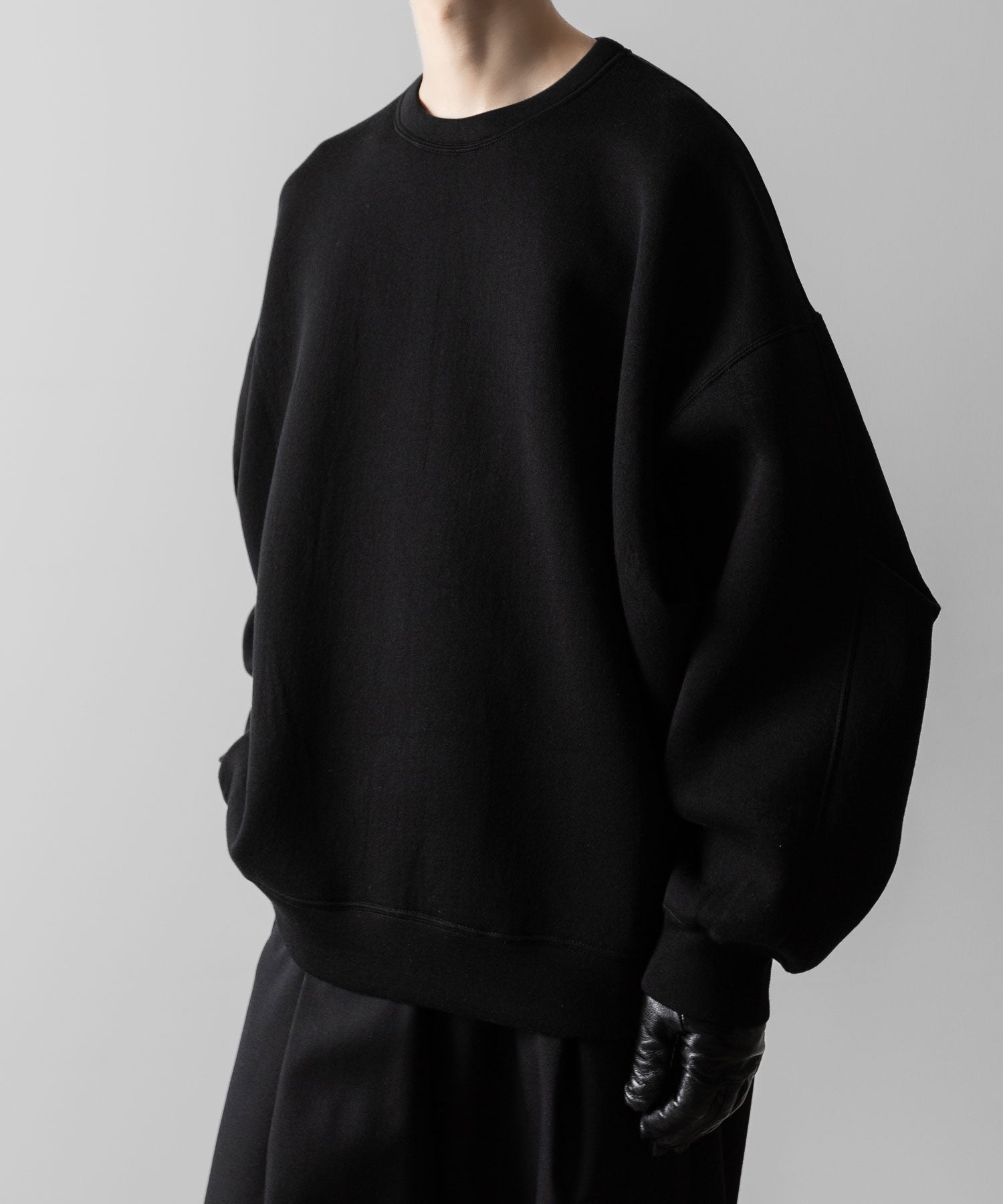 ssstein(シュタイン)のCOTTON DOUBLE KNIT TUCKED CREW NECK LS - BLACKの公式通販サイトsession福岡セレクトショップ
