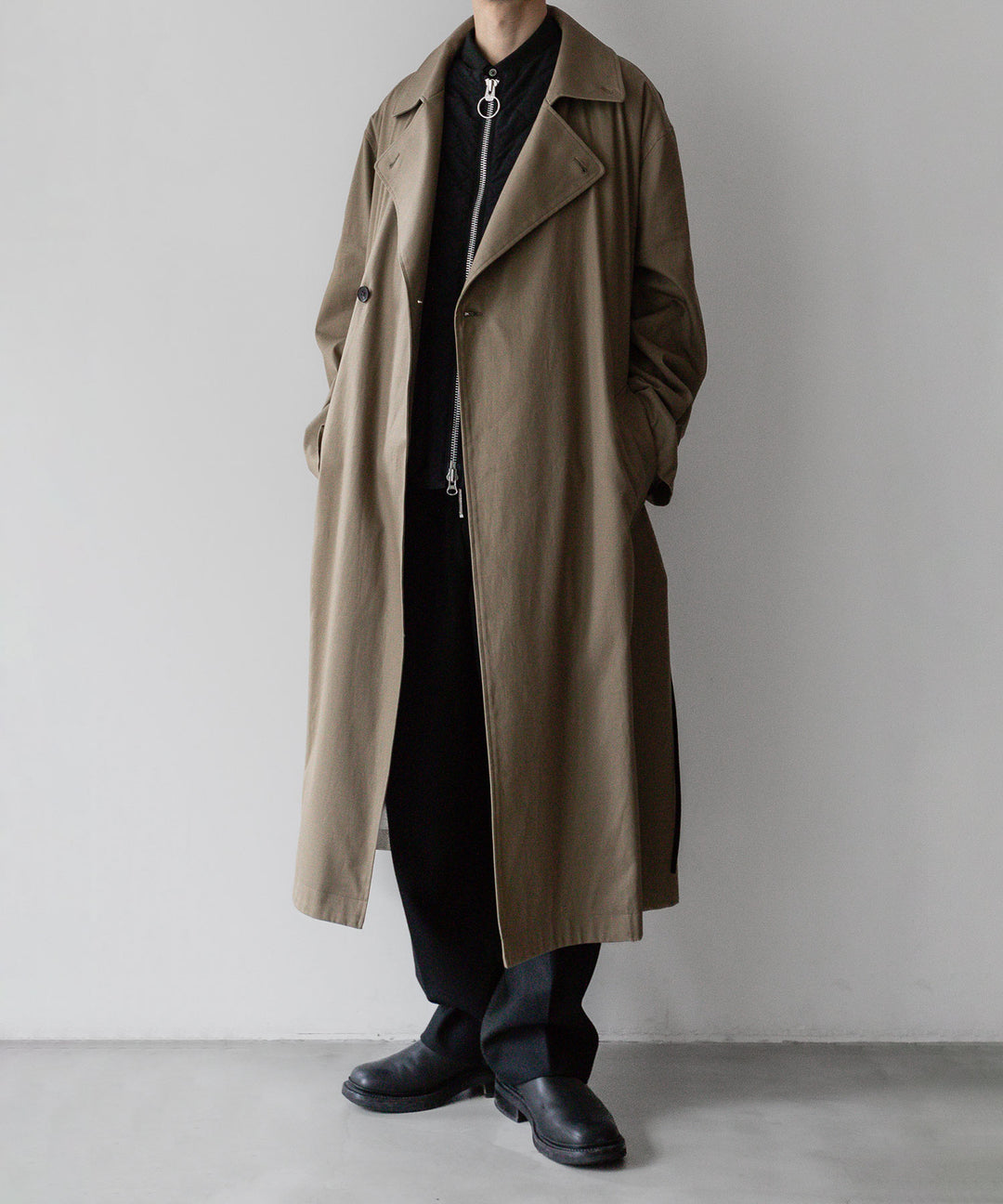 【stein】シュタインのOVERSIZED DOUBLE BREASTED COAT - DARK BEIGE 公式通販 session福岡セレクトショップ