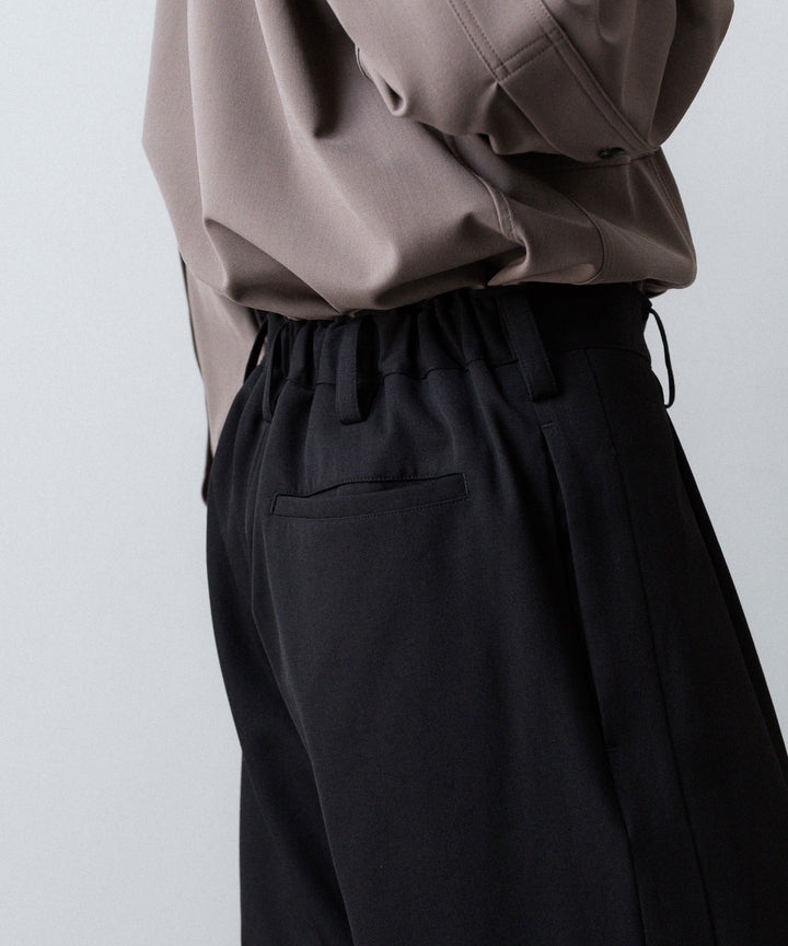 UJOH - ウジョーのBUTTON SLIT PNTのBLACK 公式通販サイトsession福岡セレクトショップ
