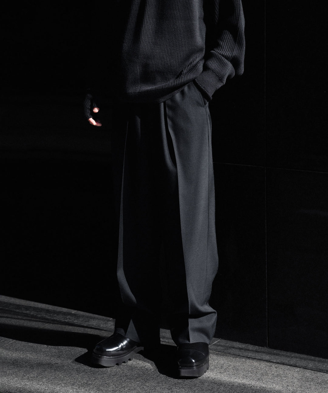 INTÉRIM インテリム MILITARY WOOL SERGE 1-TUCK FRENCH ARMY WIDE TAPERED TROUSERのBLACK 公式通販サイトsession福岡セレクトショップ