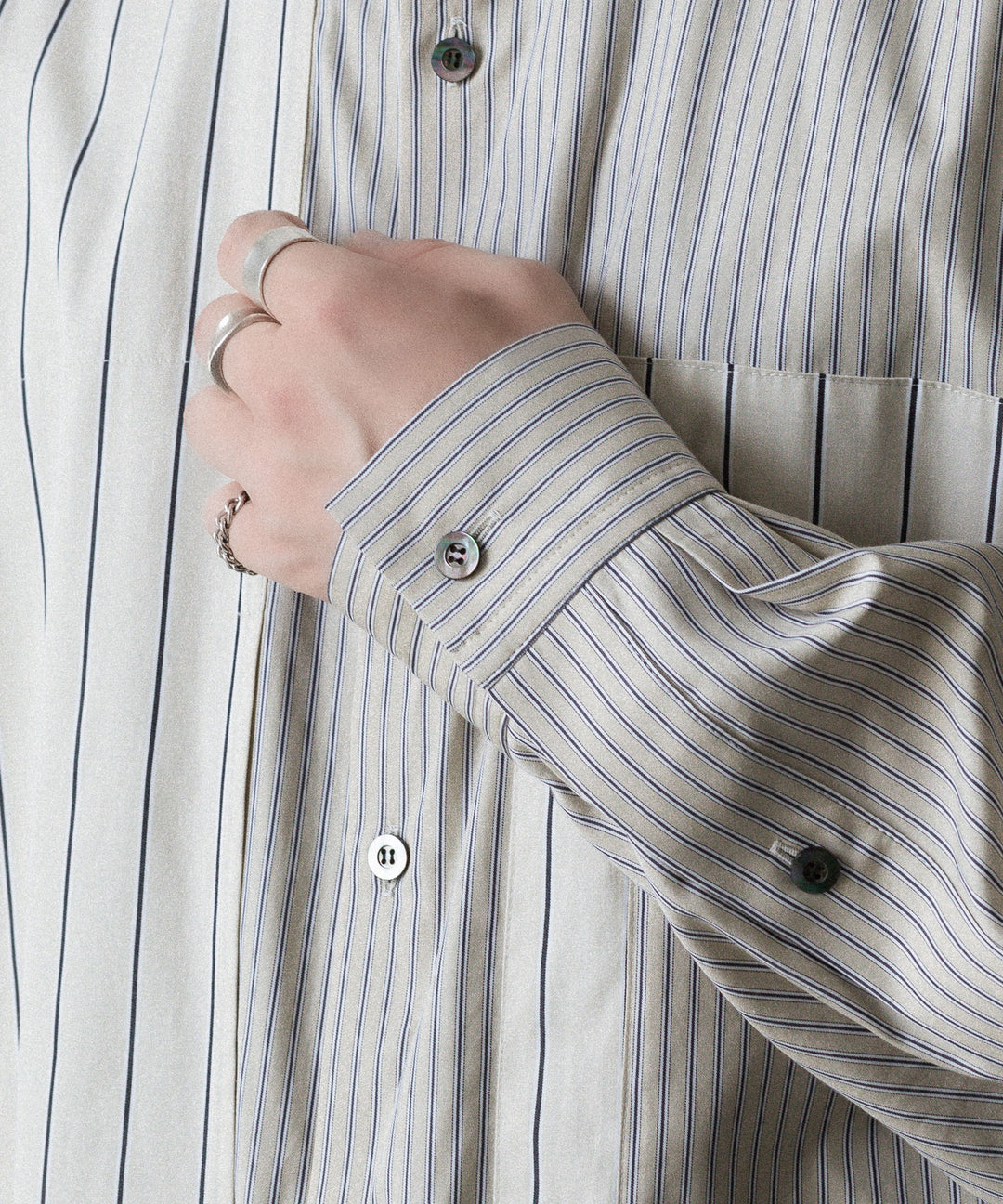 UJOH - ウジョーのSWITCHING POCKET SHIRTのBEIGE 公式通販サイトsession福岡セレクトショップ