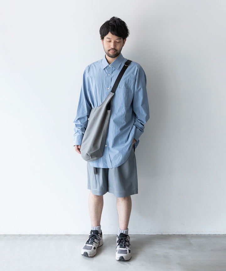 stein(シュタイン)の23AWコレクションLEATHER WIDE EASY SHORT TROUSERSのBLUE GREY