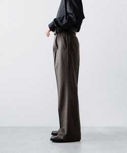 【ssstein】WOOL DOESKIN FLARE TROUSERS ssstein / シュタイン】WOOL DOESKIN FLARE TROUSERS - TAUPE | 公式