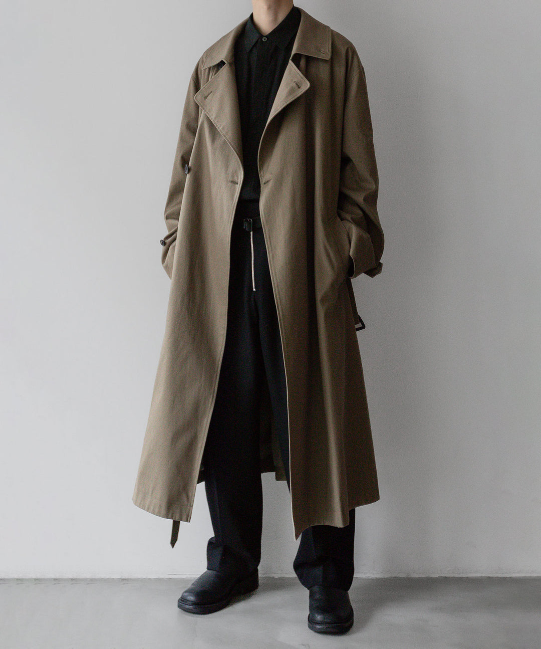 【stein】シュタインのOVERSIZED DOUBLE BREASTED COAT - DARK BEIGE 公式通販 session福岡セレクトショップ