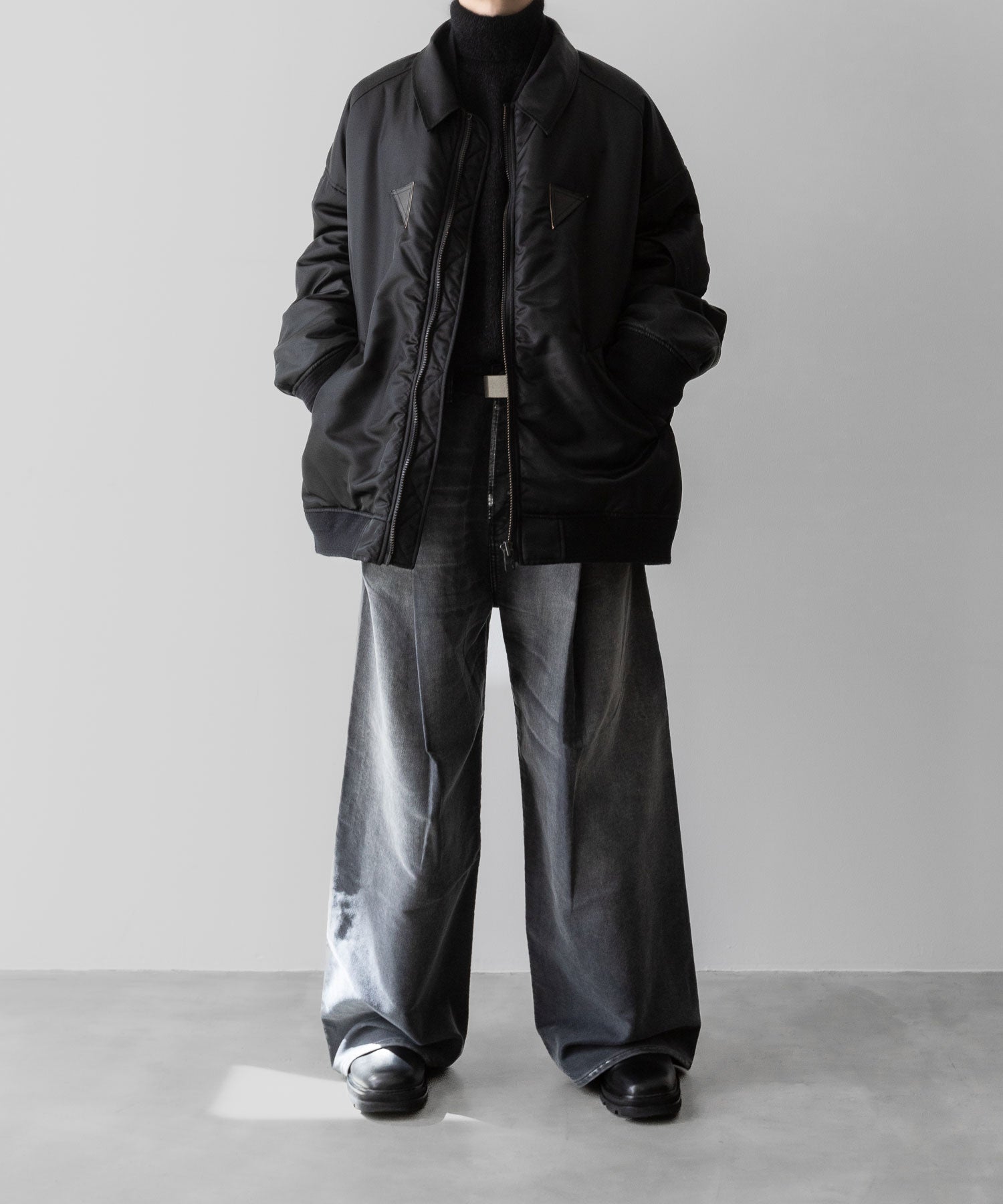 SUBLATIONS サブレーションズのMOLESKINE 2TUCK WIDE BAGGY PANTS - BLACKの公式通販サイトsession福岡セレクトショップ