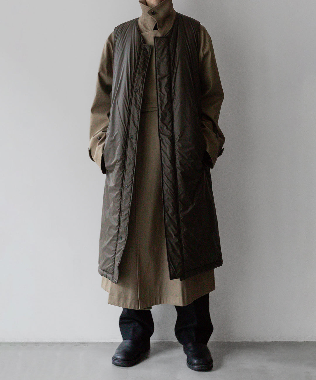 【stein】OVERSIZED DOUBLE BREASTED COAT - DARK BEIGE