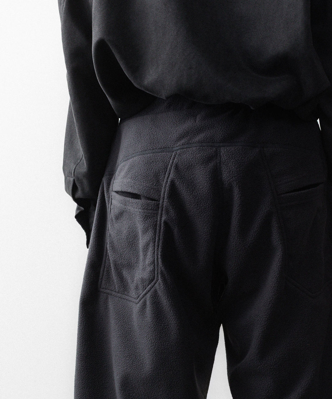 OPPOSE DUALITY-オポーズデュアリティのTWIST FLEECE TRSのBLACK公式通販サイトsession福岡セレクトショップ