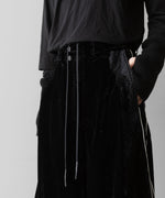 画像をギャラリービューアに読み込む, 【SUBLATIONS】VELVET TRANSFORM EASY TRACK PANTS - BLACK
