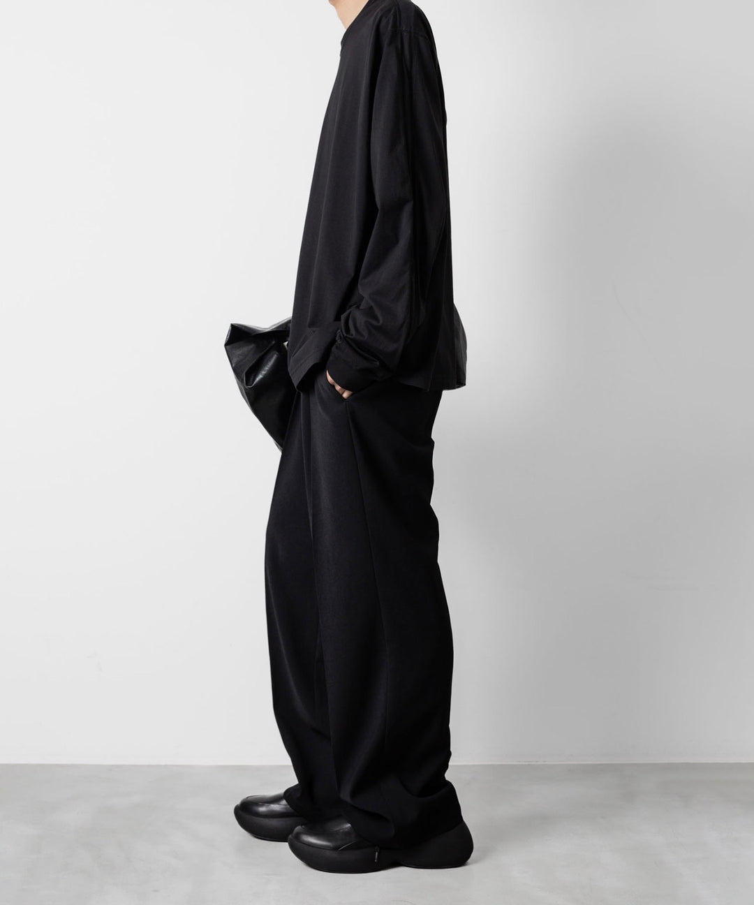VEIN ヴェインの100/3 SUEDE JERSEY VESSEL L/S TEE - BLACKの公式通販サイトsession福岡セレクトショップ