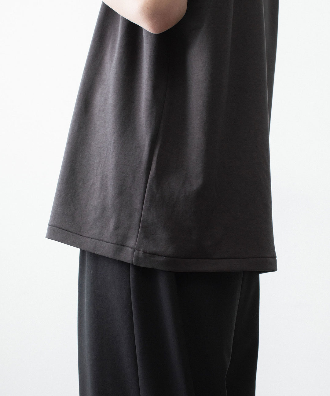 ATTACHMENT アタッチメントのCOTTON DOUBLE FACE SLIM FIT S/S TEE - D.GRAYの公式通販サイトsession福岡セレクトショップ