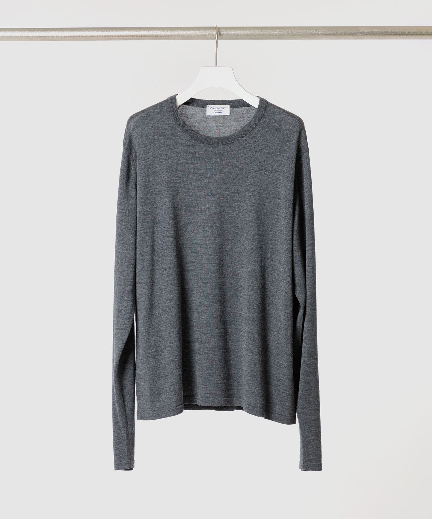 ATTACHMENT アタッチメントの× JOHN SMEDLEY MERINO EXTRAFINE WELTED CREW NECK L/S - D.GRAYの公式通販サイトsession福岡セレクトショップ