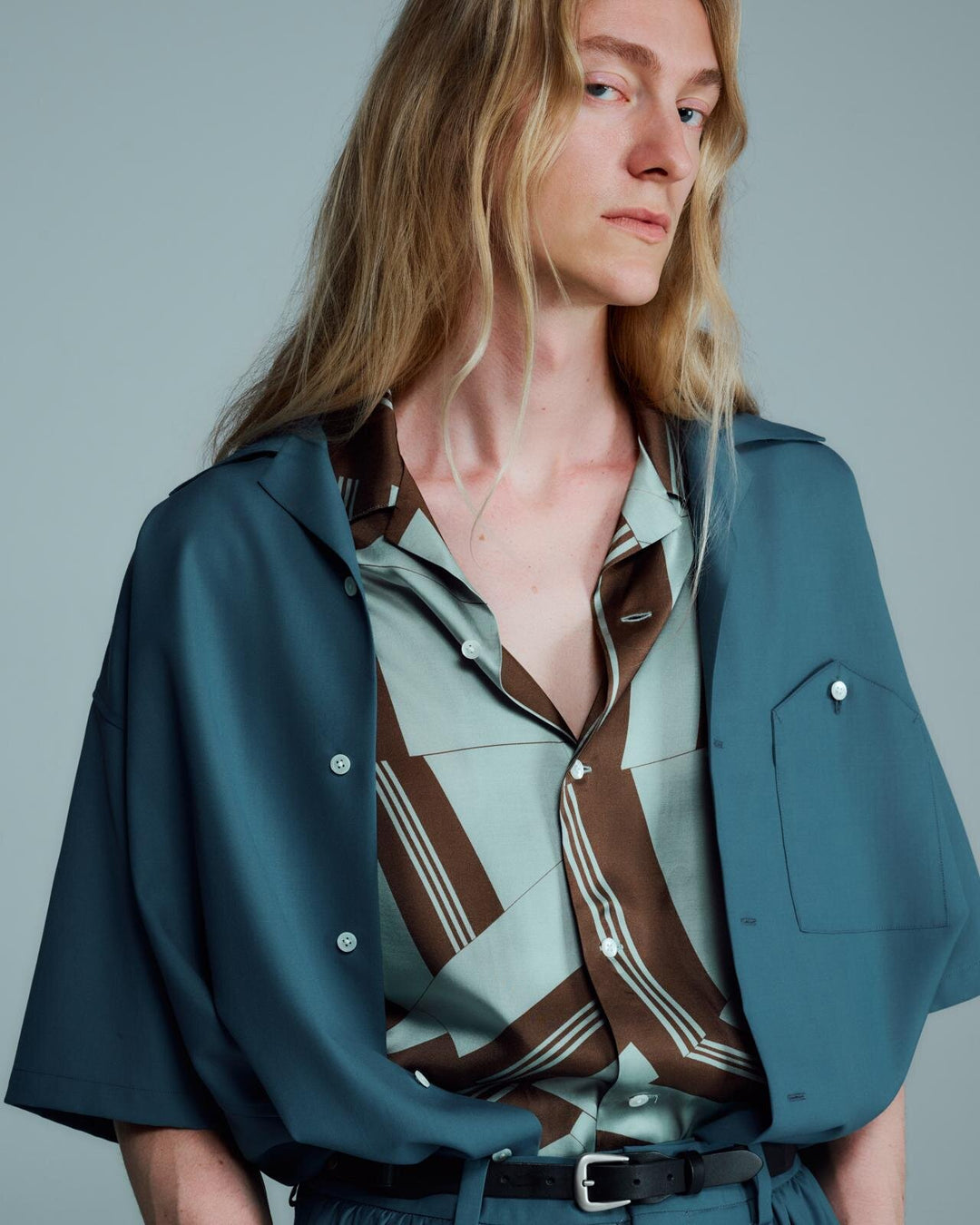 【ANTHEM A】COLLAGE PRINTED OPEN COLLAR SHIRT - SAGE GREEN