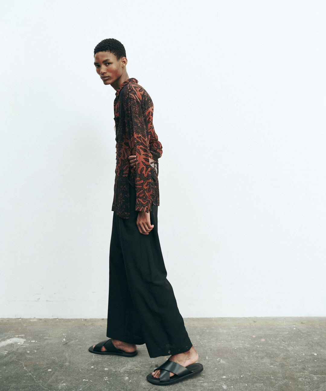 ANTHEM Aアンセムエー のBOTANICAL PRINT FRILL L/S SHIRT - BROWNの公式通販サイトsession福岡セレクトショップ