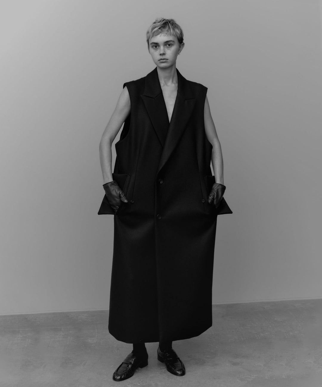 【stein】シュタイン 24ss NO SLEEVE LONG COAT - BLACK (MELTON) sessionセッション福岡セレクトショップ 公式通販サイト