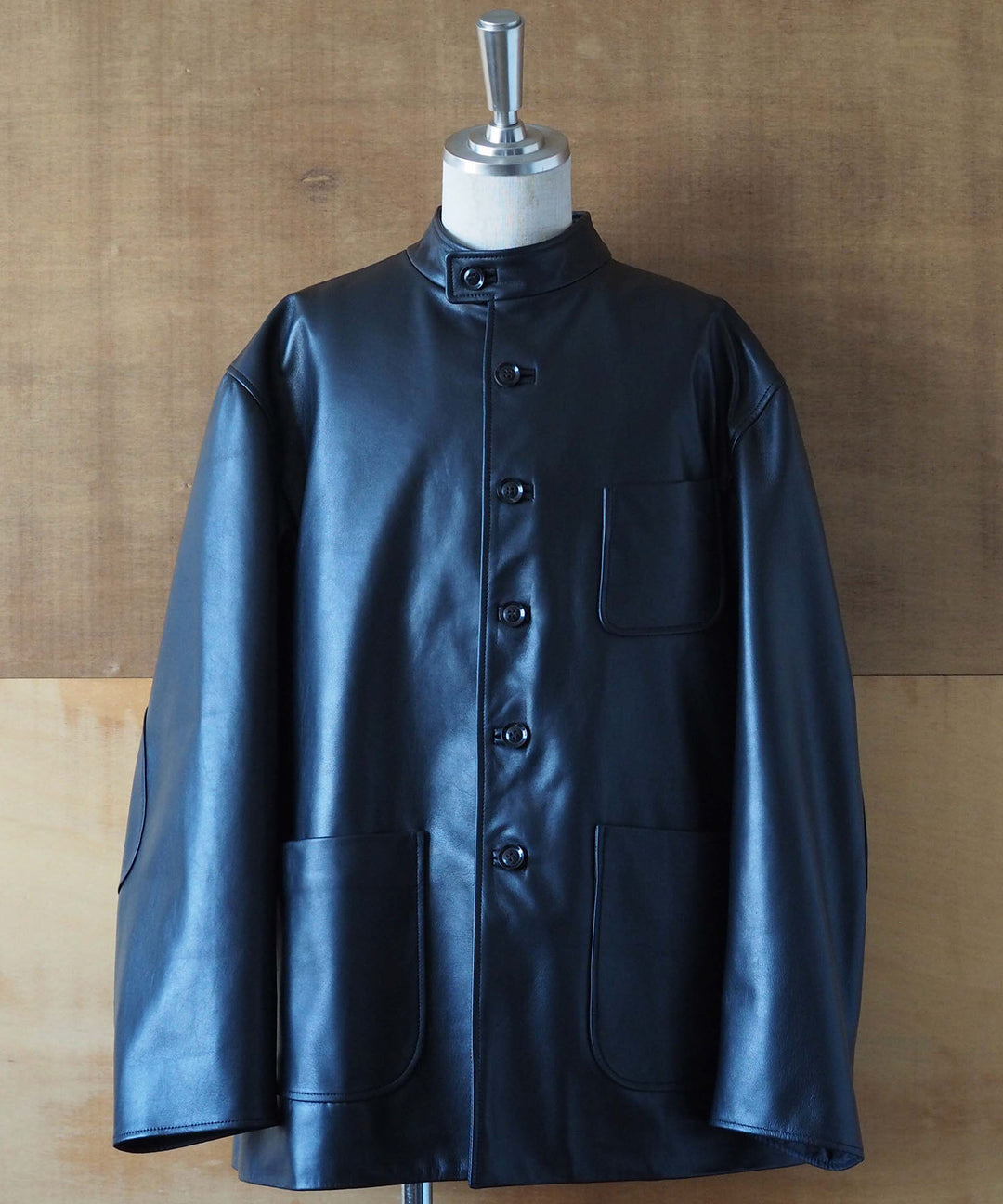 INTÉRIM(インテリム)の23AWコレクションLIMITED ITALY LAMBSKIN LEATHER FORESTIEREのBLACK【INTÉRIM】インテリムのフォレスティエール LIMITED ITALY LAMBSKIN LEATHER FORESTIERE - BLACK