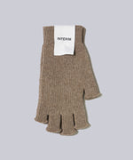 画像をギャラリービューアに読み込む, INTÉRIM(インテリム)のCASHMERE FINGERLESS GLOVES - N.BROWNの公式通販サイトsession福岡セレクトショップ
