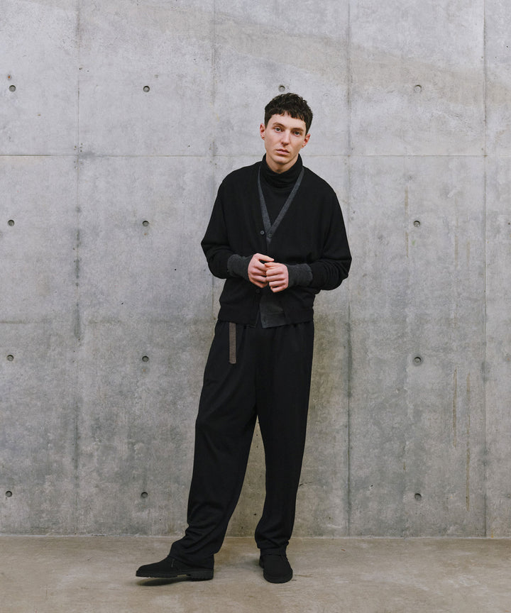 MAYKAM メイカムのSTRUCTURE EYELET CARDIGANのBLACK 公式通販サイトsession福岡セレクトショップ