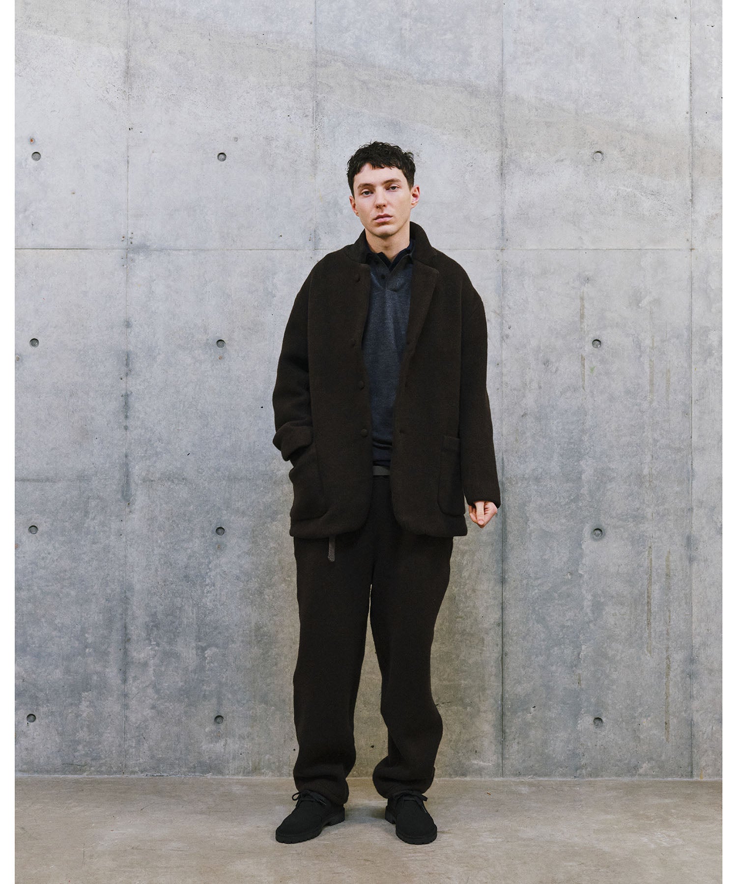 MAYKAM(メイカム)の26-27AWコレクションのLOOK004