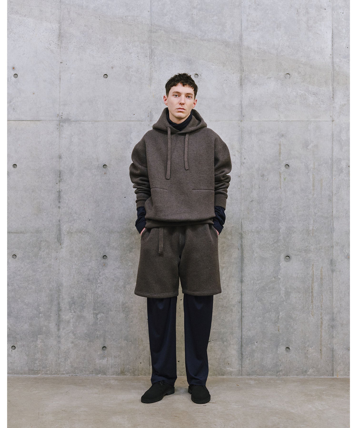 MAYKAM(メイカム)の26-27AWコレクションのLOOK011